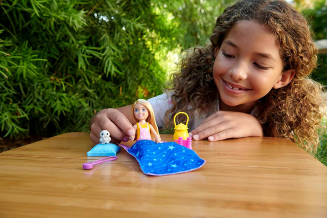 Barbie Fashion Doll with Accessories – Trendy Outfit, Signature Style for Creative Play & Storytelling – HDF77