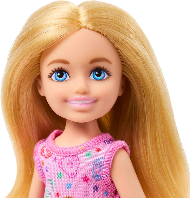 Barbie Chelsea You Can Be Toy Shop Playset – Blonde Doll with 20+ Accessories, Career Role-Play Toy Store Set – HNY59