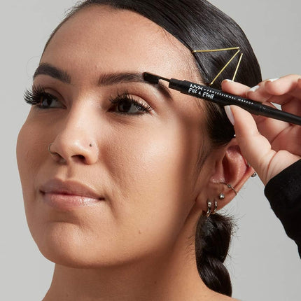 NYX Professional Makeup Fill And Fluff Eyebrow Pomade Pencil Clear Brow Pencil