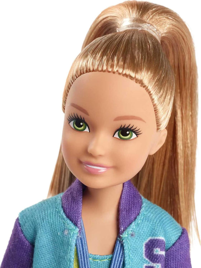Barbie Fashionistas Doll with Accessories – Diverse Inclusive Look, On-Trend Stylish Outfit – GBK59